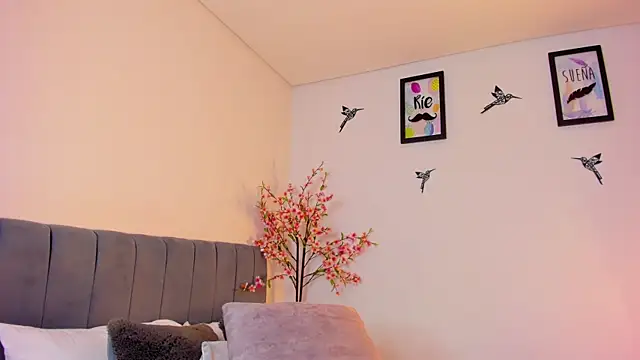 im sarah34 online show from 12.23.24