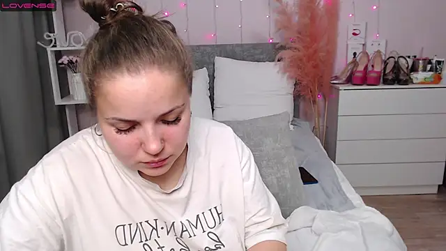 Crazyy girl  online show from 01.08.26