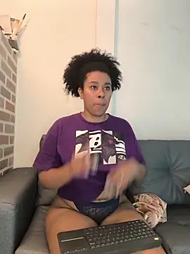 EmmilyBrant online show from 02.10.26