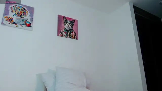 Snapshot of lilith_luv chatting on 10.31.25 lilith luv online show from 10.31.25