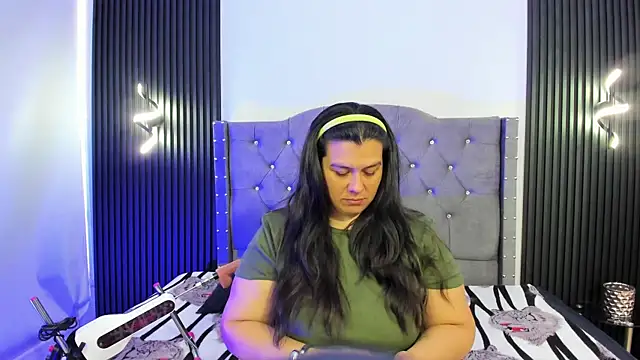 Snapshot of martina_foxy_ chatting on 10.09.25 martina foxy online show from 10.09.25