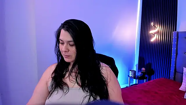 Snapshot of martina_foxy_ chatting on 10.23.25 martina foxy online show from 10.23.25