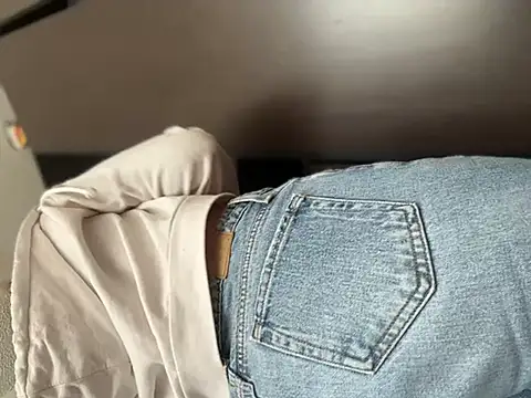 Mila Morgan online show from 12.26.24