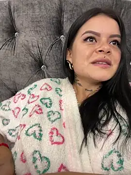 Snapshot of ivanna_rivera chatting on 01.27.25 ivanna rivera online show from 01.27.25