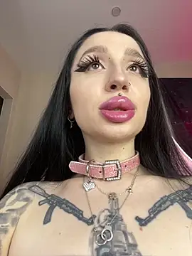 Molly  Moon online show from 04.16.26