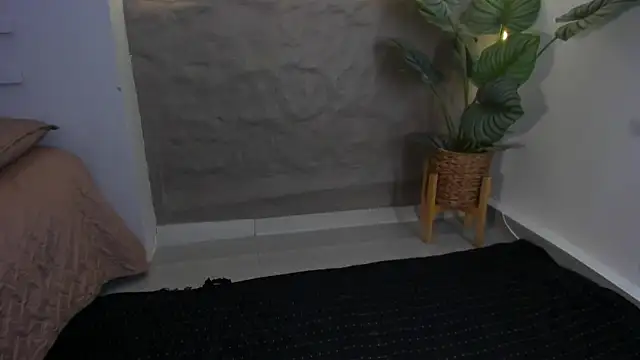 Isa  Blanc online show from 01.11.25