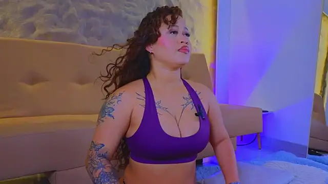 Isa  Blanc online show from 10.10.25