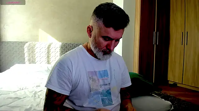 BlowMyXXL online show from 02.26.25