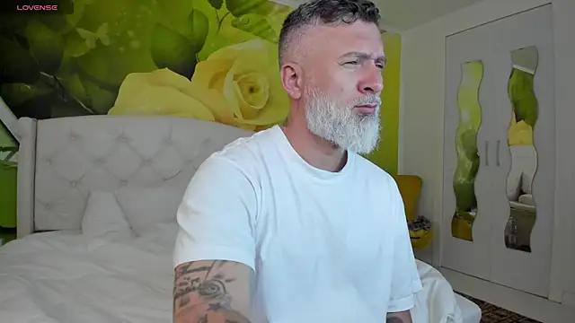 BlowMyXXL online show from 03.27.26