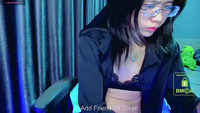 Snapshot of littlemiilk chatting on 12.14.24 littlemiilk online show from 12.14.24