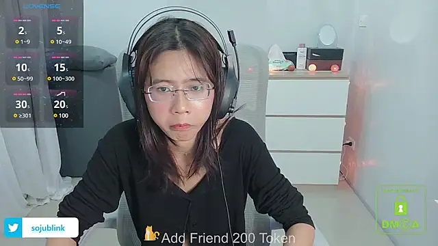 Snapshot of littlemiilk chatting on 03.17.25 littlemiilk online show from 03.17.25