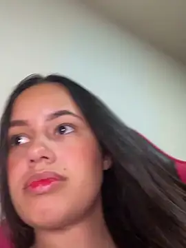 Snapshot of Monica_Pimentinha_ chatting on 02.05.25 Monica Pimentinha online show from 02.05.25