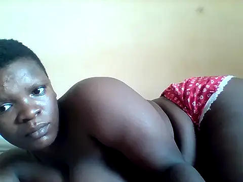 prittylorah15 online show from 10.23.25