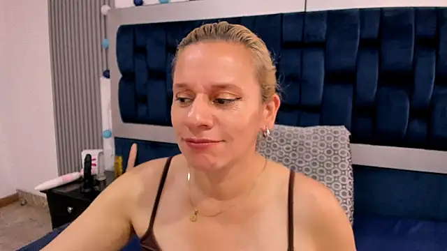 sofia mature online show from 12.01.24