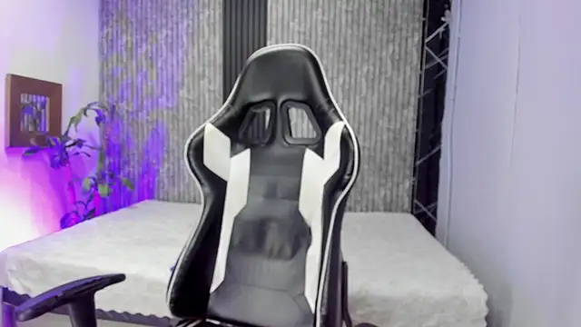 Mike 0233  online show from 11.07.25