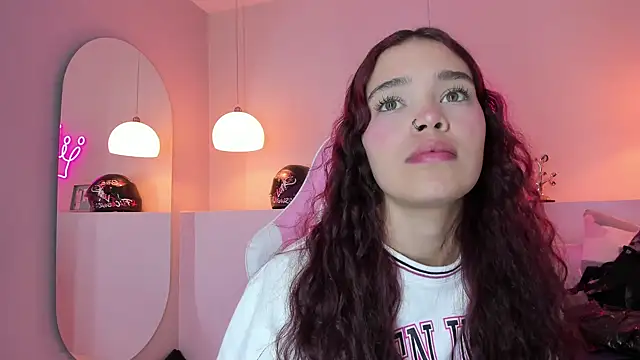 violeth hill online show from 02.26.25