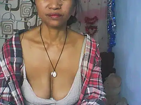 Snapshot of nene_belle chatting on 04.05.26 nene belle online show from 04.05.26