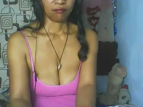 Snapshot of nene_belle chatting on 04.19.26 nene belle online show from 04.19.26