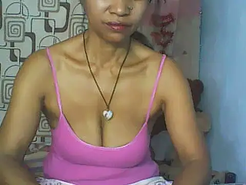 Snapshot of nene_belle chatting on 04.26.26 nene belle online show from 04.26.26