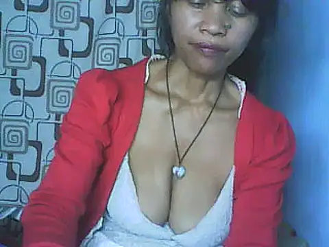 Snapshot of nene_belle chatting on 04.29.26 nene belle online show from 04.29.26