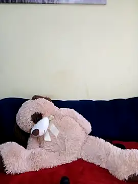 Puneee Lucee online show from 02.19.25