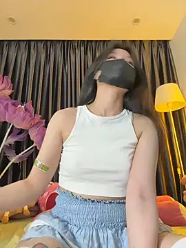 Nacy-Moonlight online show from 01.04.25