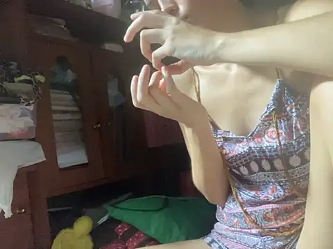 Snapshot of lilithanderson chatting on 10.05.25 lilithanderson online show from 10.05.25