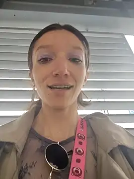 Snapshot of Lucy_cole chatting on 03.14.25 Lucy cole online show from 03.14.25