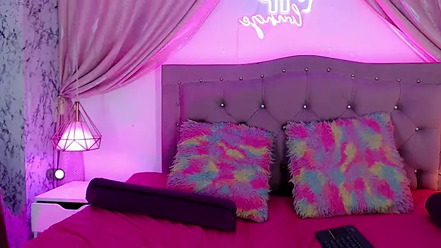 SexyJuliii21 online show from 12.07.24