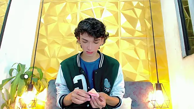 SexyJuliii21 online show from 01.20.25