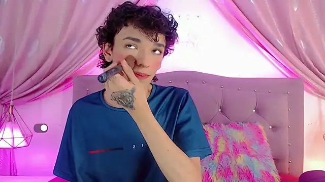 SexyJuliii21 online show from 02.02.25