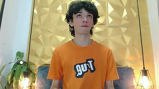 SexyJuliii21 online show from 02.11.25