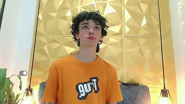 SexyJuliii21 online show from 02.25.25