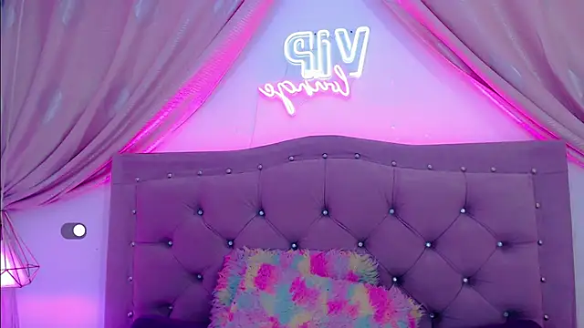 SexyJuliii21 online show from 02.27.25