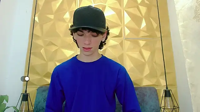 SexyJuliii21 online show from 03.04.25