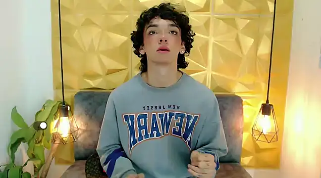 SexyJuliii21 online show from 03.20.25