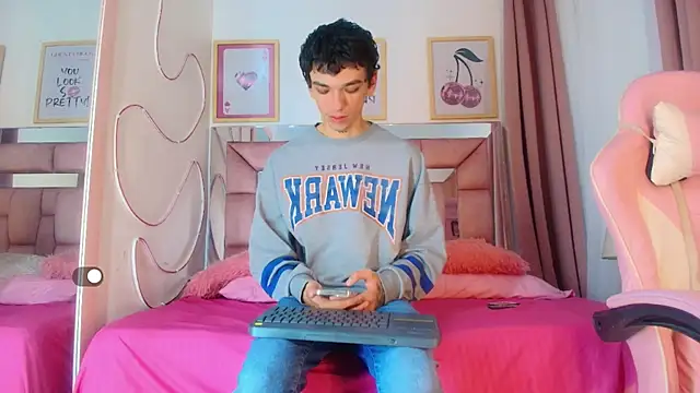 SexyJuliii21 online show from 11.07.25