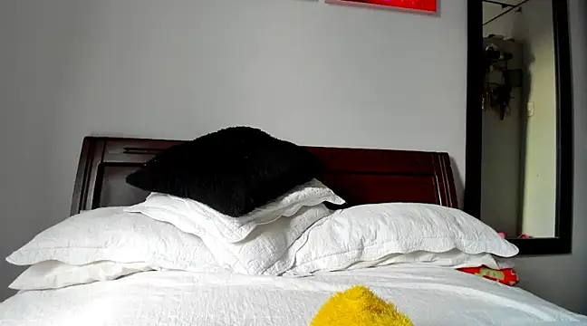 aleziiacam online show from 01.31.25