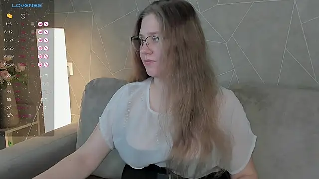 Megan Violer online show from 12.23.24