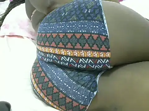 Snapshot of sly_minah chatting on 02.18.25 sly minah online show from 02.18.25