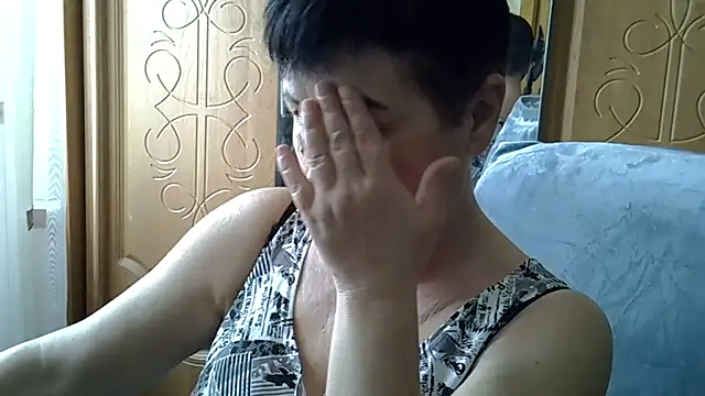 Snapshot of NicoleOlla chatting on 01.31.25 NicoleOlla online show from 01.31.25