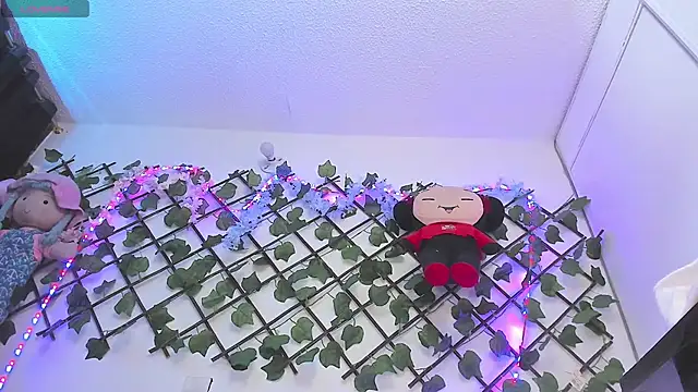 Pucaa  online show from 12.22.24