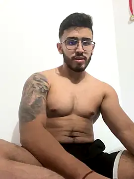 Liam Kleiin online show from 10.08.25