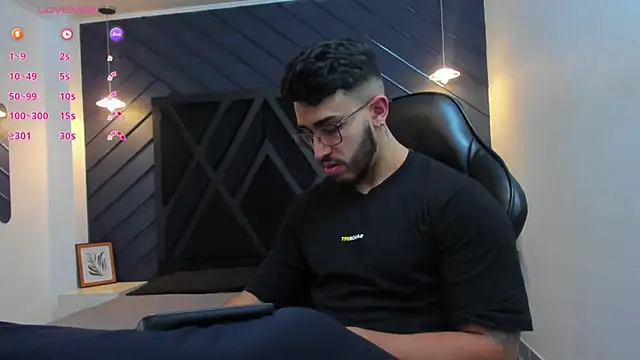 Liam Kleiin online show from 10.17.25