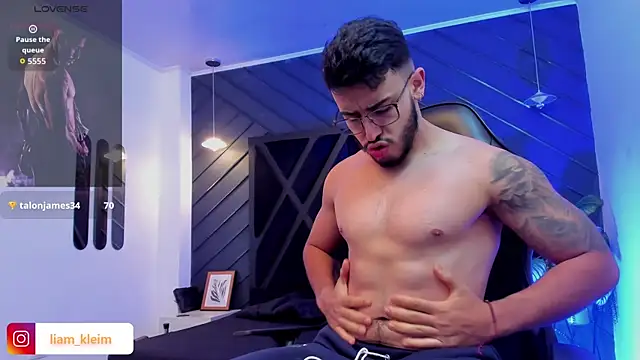 Liam Kleiin online show from 11.21.25