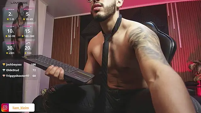 Liam Kleiin online show from 04.10.26