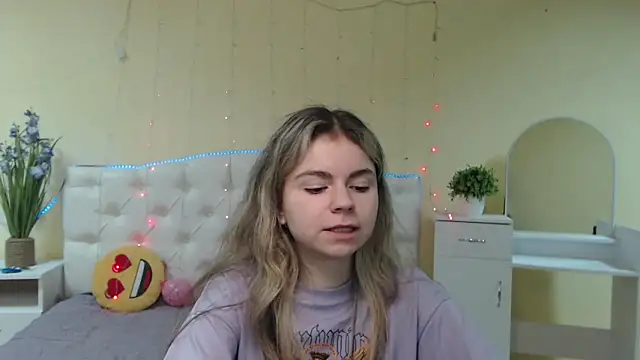 TinaRedly online show from 01.15.25