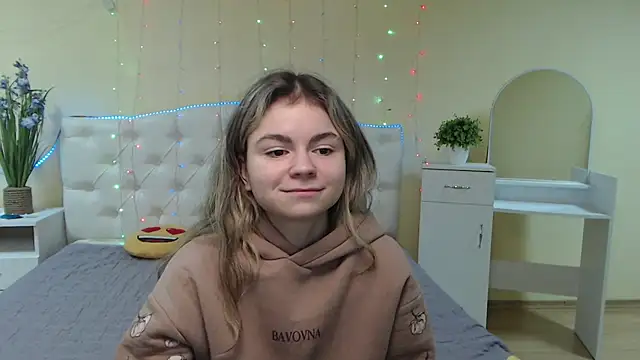 TinaRedly online show from 01.21.25