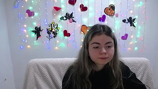 TinaRedly online show from 02.11.25