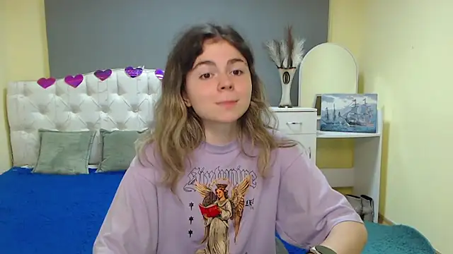 TinaRedly online show from 09.08.25